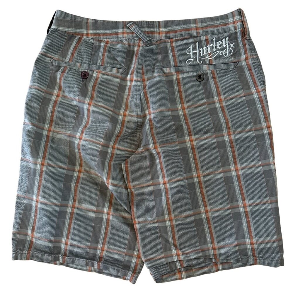 Hurley Mens Plaid Flat Front Shorts Size 30 Gray Red Embroidered Logo Pockets